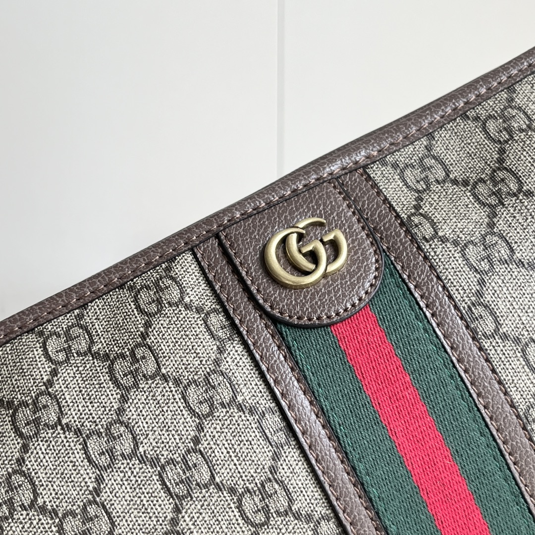 Gucci Clutch Bags